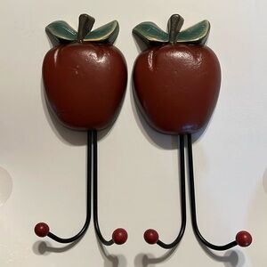 Two NIB Apple Towel Holders